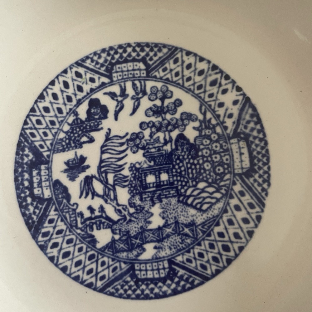 Vintage Unmarked Blue Willow Cereal Bowls by Royal China Set of 4 6.75" EUC - Picture 4 of 7